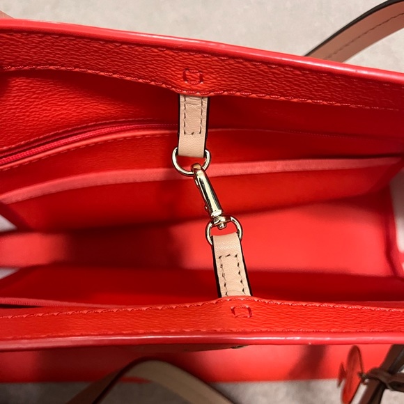 Kate Spade Tote - Picture 2 of 15